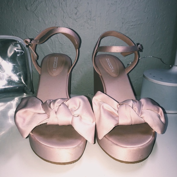 H&M Divided Pink Wedges - Picture 1 of 3